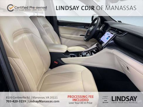 Certified 2024 Jeep Grand Cherokee Limited AWD/4WD image 15