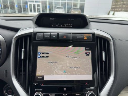 Used 2022 Subaru Ascent Limited w/ Technology Package image 6