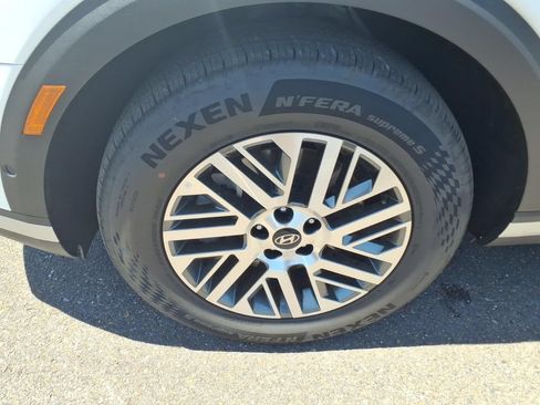 Used 2026 Hyundai Palisade SEL FWD image 9