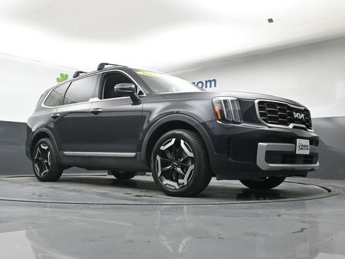 Used 2025 Kia Telluride S AWD/4WD image 22