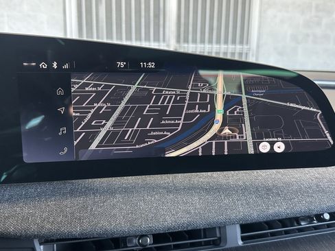 Used 2024 Lucid Air Touring AWD/4WD image 17