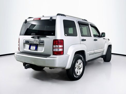 Used 2011 Jeep Liberty 70th Anniversary image 7