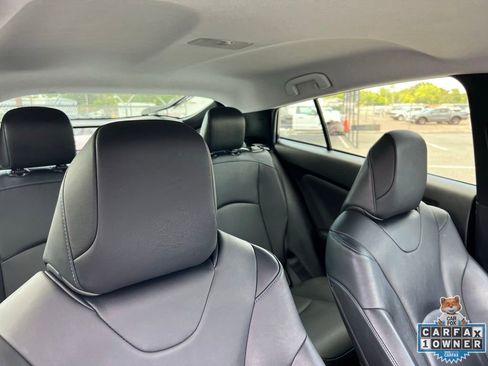 Used 2018 Toyota Prius Four Touring w/ Premium Convenience Package FWD image 52