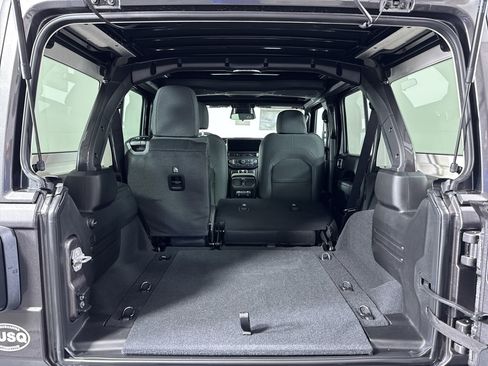 New 2026 Jeep Wrangler Willys AWD/4WD image 10
