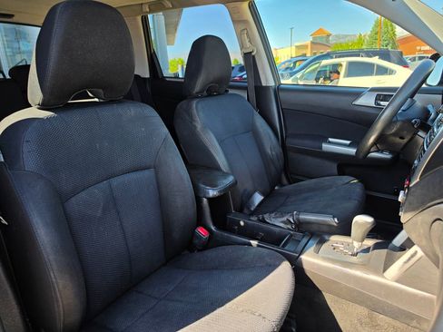 Used 2012 Subaru Forester 2.5X Premium AWD/4WD image 14
