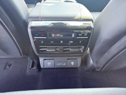 Used 2022 Acura MDX SH-AWD w/ Advance Package image 14