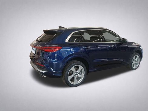 New 2025 Audi Q5 Premium Plus AWD/4WD image 3