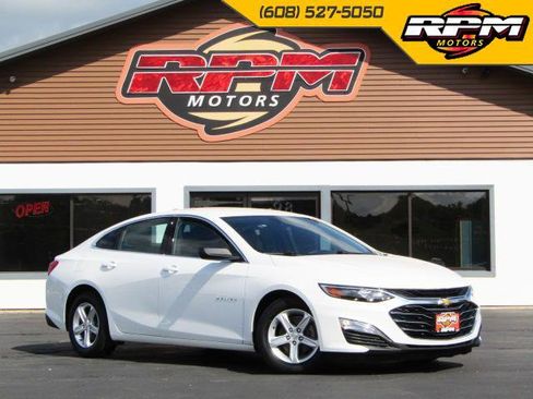 Used 2023 Chevrolet Malibu LS image 1
