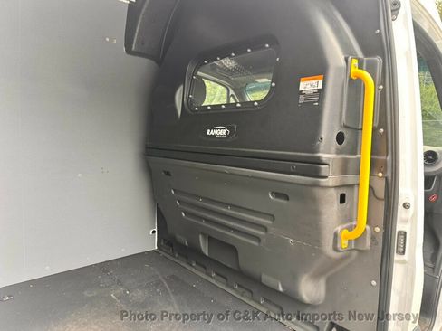 Used 2023 Mercedes-Benz Sprinter 2500 image 10