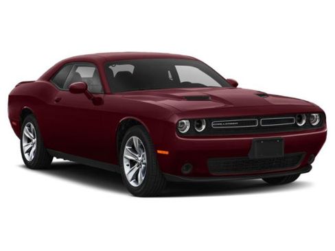 Certified 2019 Dodge Challenger SXT RWD image 6