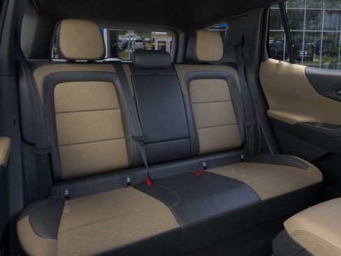 New 2026 Chevrolet Equinox ACTIV w/ Convenience Package III FWD image 17