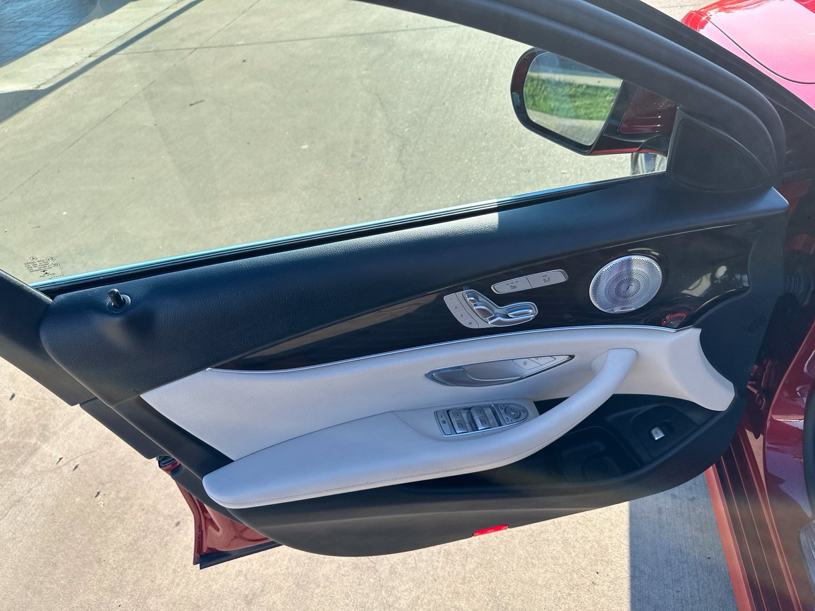 Used 2020 Mercedes-Benz E 350 Sedan image 17