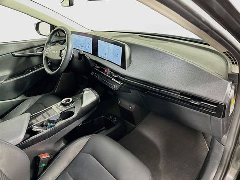 Used 2023 Kia EV6 Wind w/ Wind Technology Package AWD/4WD image 31