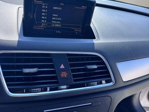 Used 2016 Audi Q3 2.0T Premium Plus w/ Technology Package FWD image 17