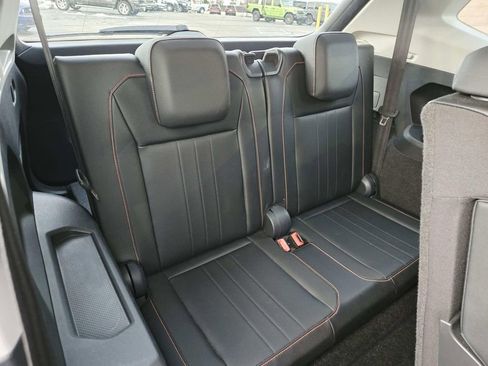 Used 2024 Volkswagen Tiguan Wolfsburg Edition image 15