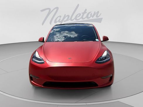 Used 2022 Tesla Model Y Performance AWD/4WD image 9
