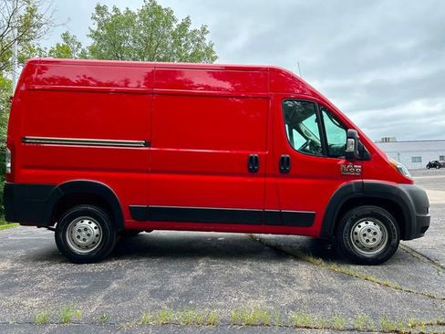 Used 2021 RAM ProMaster 1500 w/ Premium Appearance Group image 3