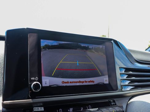 Certified 2025 Toyota Camry SE w/ Convenience Package FWD image 29