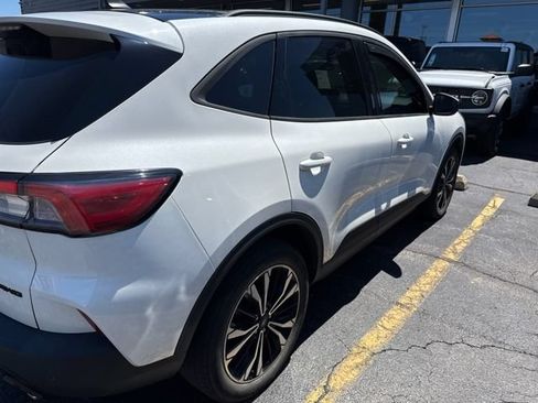 Used 2022 Ford Escape SEL w/ SEL Stealth AWD Package image 8