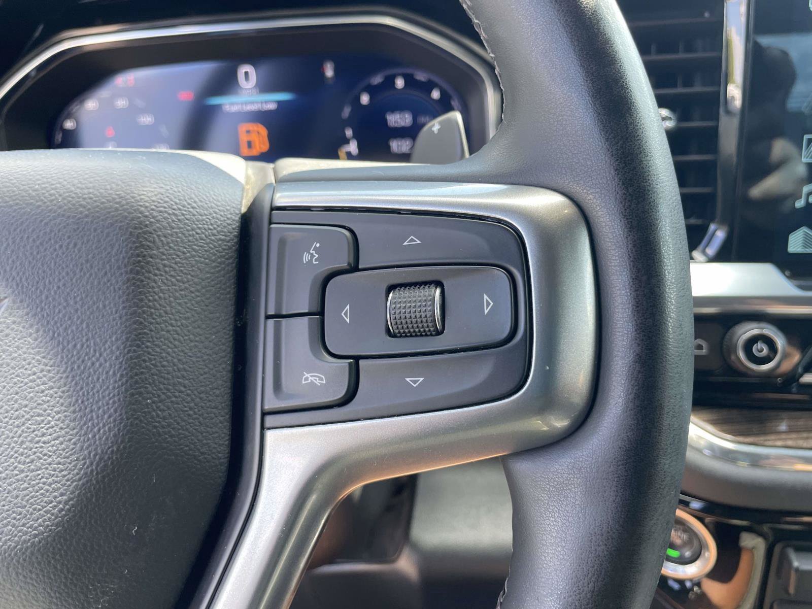 Used 2024 Chevrolet Silverado 1500 LT Trail Boss w/ Protection Package AWD/4WD image 8