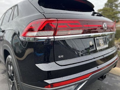 New 2026 Volkswagen Atlas Cross Sport SE image 8