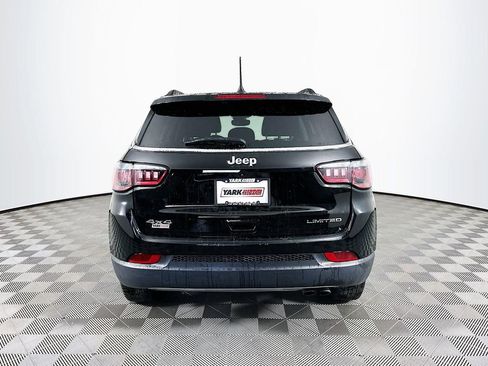 Certified 2022 Jeep Compass Limited w/ Sun and Sound Group image 10