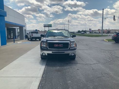 Used 2010 GMC Sierra 1500 SLE w/ SLE Preferred Package AWD/4WD image 3