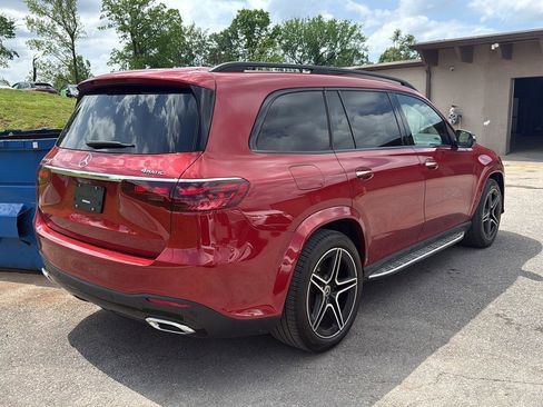 Used 2025 Mercedes-Benz GLS 450 4MATIC image 2