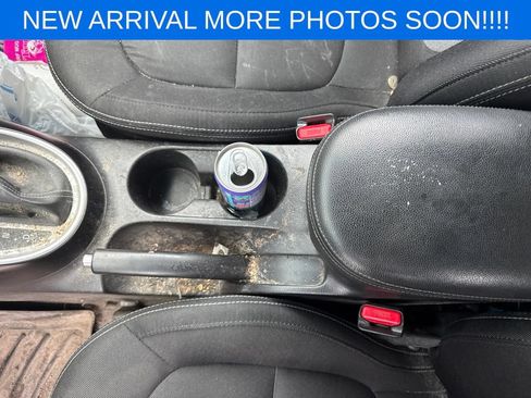 Used 2018 Kia Soul + FWD image 12