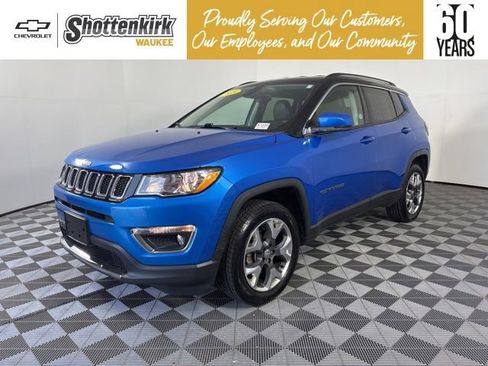 Used 2018 Jeep Compass Limited AWD/4WD image 1
