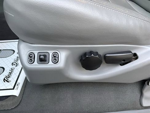 Used 2006 Ford F350 XL image 13