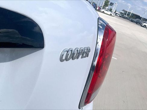 Used 2018 MINI Cooper Countryman FWD image 29