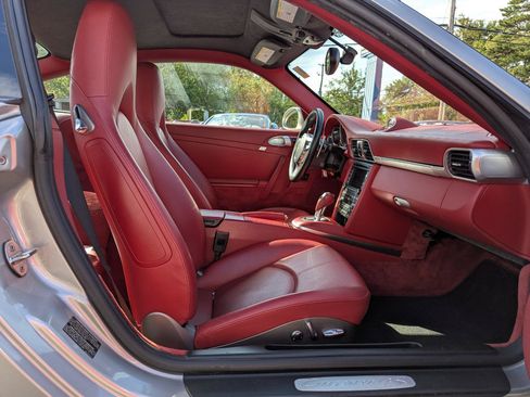 Used 2011 Porsche 911 Carrera 4S AWD/4WD image 29