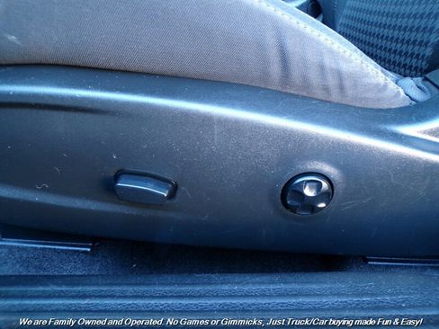 Used 2016 Dodge Challenger R/T w/ Blacktop Package image 17