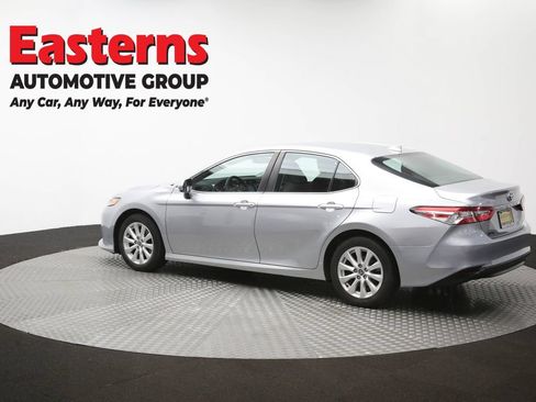 Used 2020 Toyota Camry LE FWD image 60