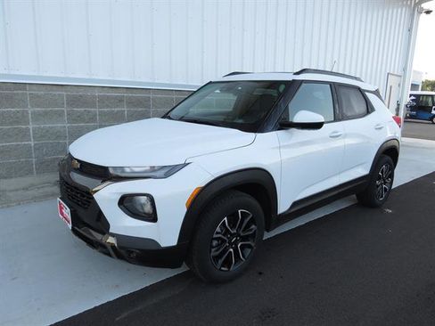 Certified 2023 Chevrolet TrailBlazer ACTIV w/ Sun and Liftgate Package image 7