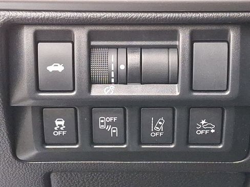 Used 2019 Subaru Legacy 2.5i Premium image 23