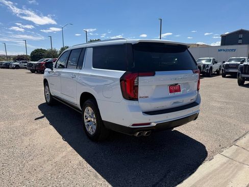 Used 2026 GMC Yukon XL Denali w/ Sun & Power Step Package AWD/4WD image 7