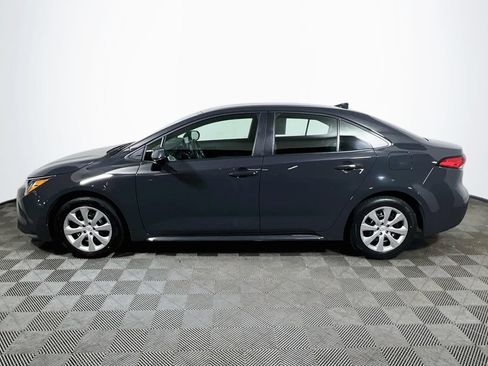 Certified 2025 Toyota Corolla LE FWD image 4