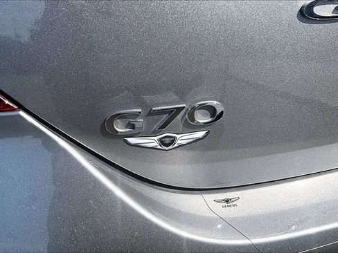 Used 2023 Genesis G70 2.0T w/ Sport Prestige Package RWD image 7