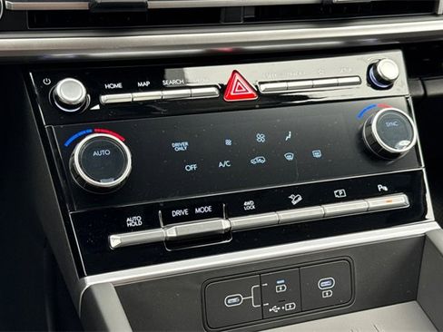 New 2026 Hyundai Santa Fe SE image 21