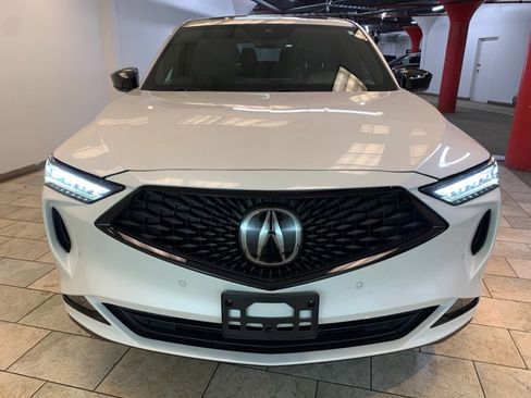 Used 2023 Acura MDX A-Spec image 3