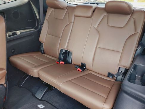 Used 2021 Kia Telluride SX w/ SX Prestige Package AWD/4WD image 12