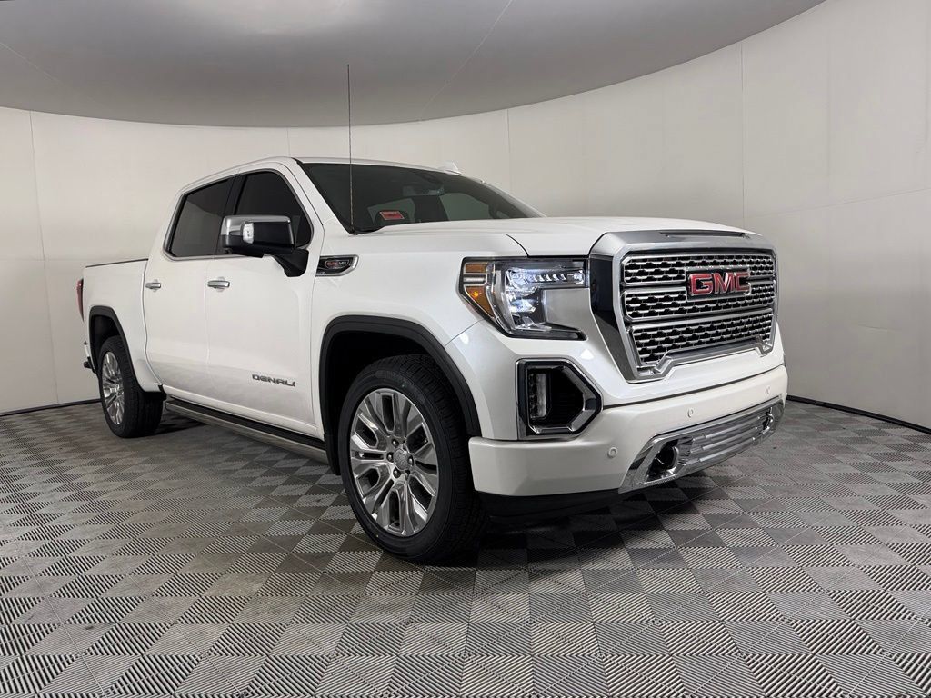Used 2021 GMC Sierra 1500 Denali w/ Denali Premium Package AWD/4WD image 4