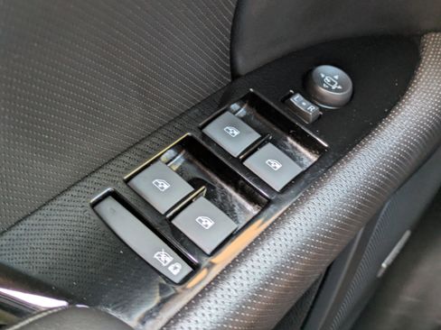 Used 2019 Cadillac XTS Luxury image 21