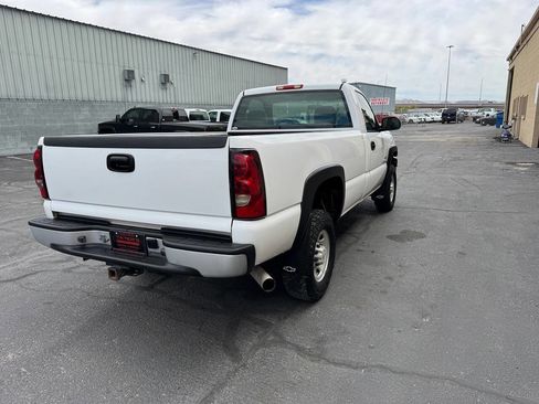Used 2007 Chevrolet Silverado 2500 W/T w/ Heavy-Duty Power Package RWD image 9