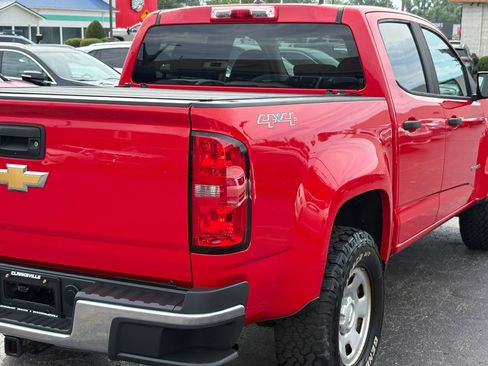 Used 2019 Chevrolet Colorado W/T w/ WT Convenience Package AWD/4WD image 17