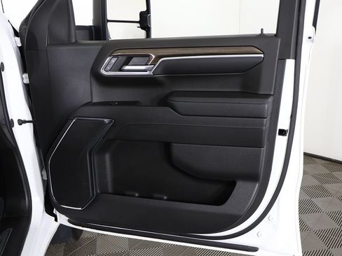 Used 2024 Chevrolet Silverado 1500 RST w/ Max Trailering Package AWD/4WD image 23