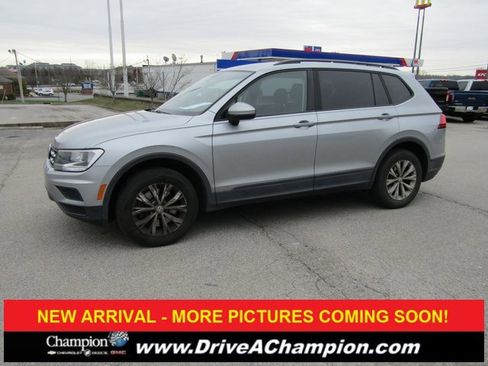 Used 2020 Volkswagen Tiguan S w/ 3rd Row Seat Package image 1
