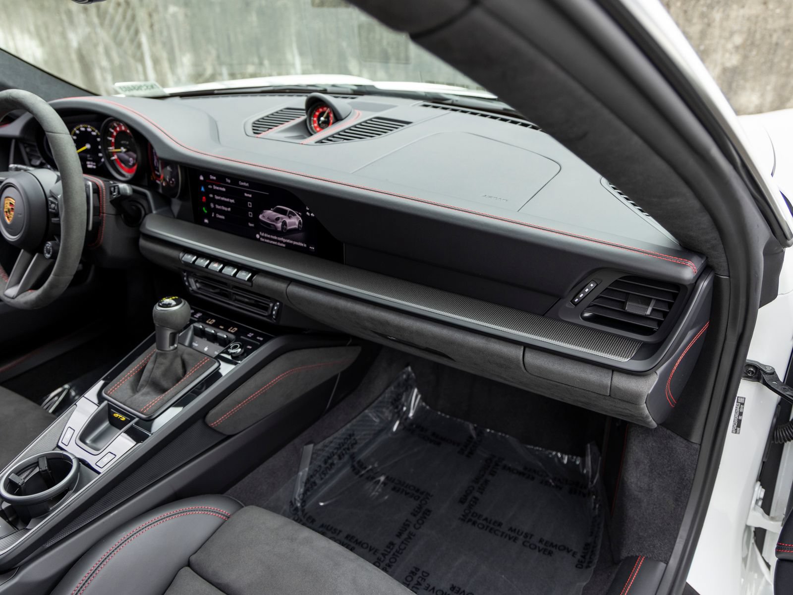 Certified 2022 Porsche 911 GT3 RWD image 57